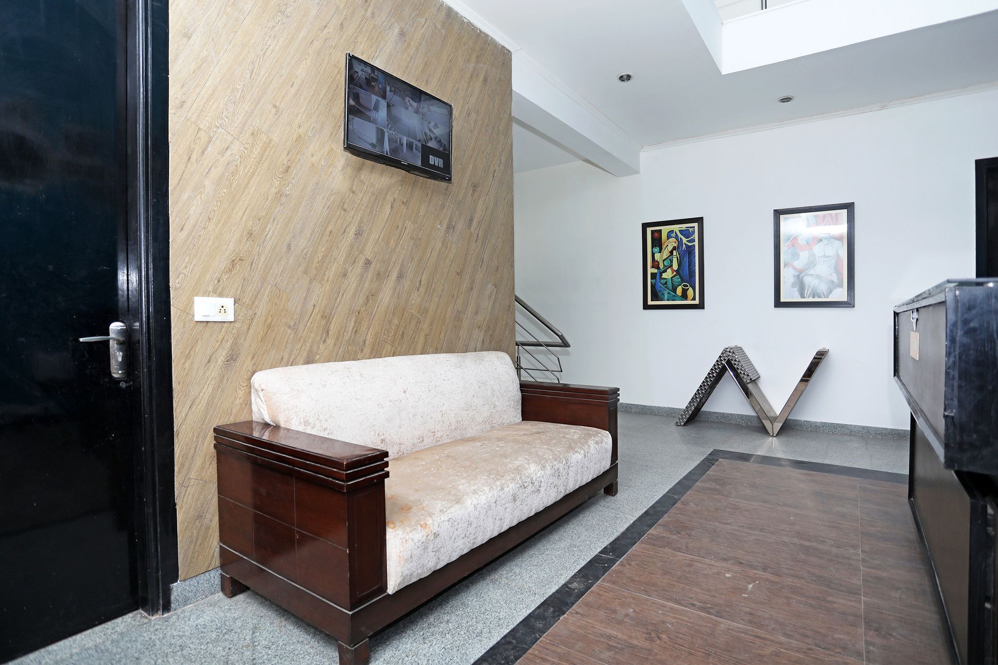 Hotel O Golf Stays Near Aravali Biodiversity Park غورغاون المظهر الخارجي الصورة